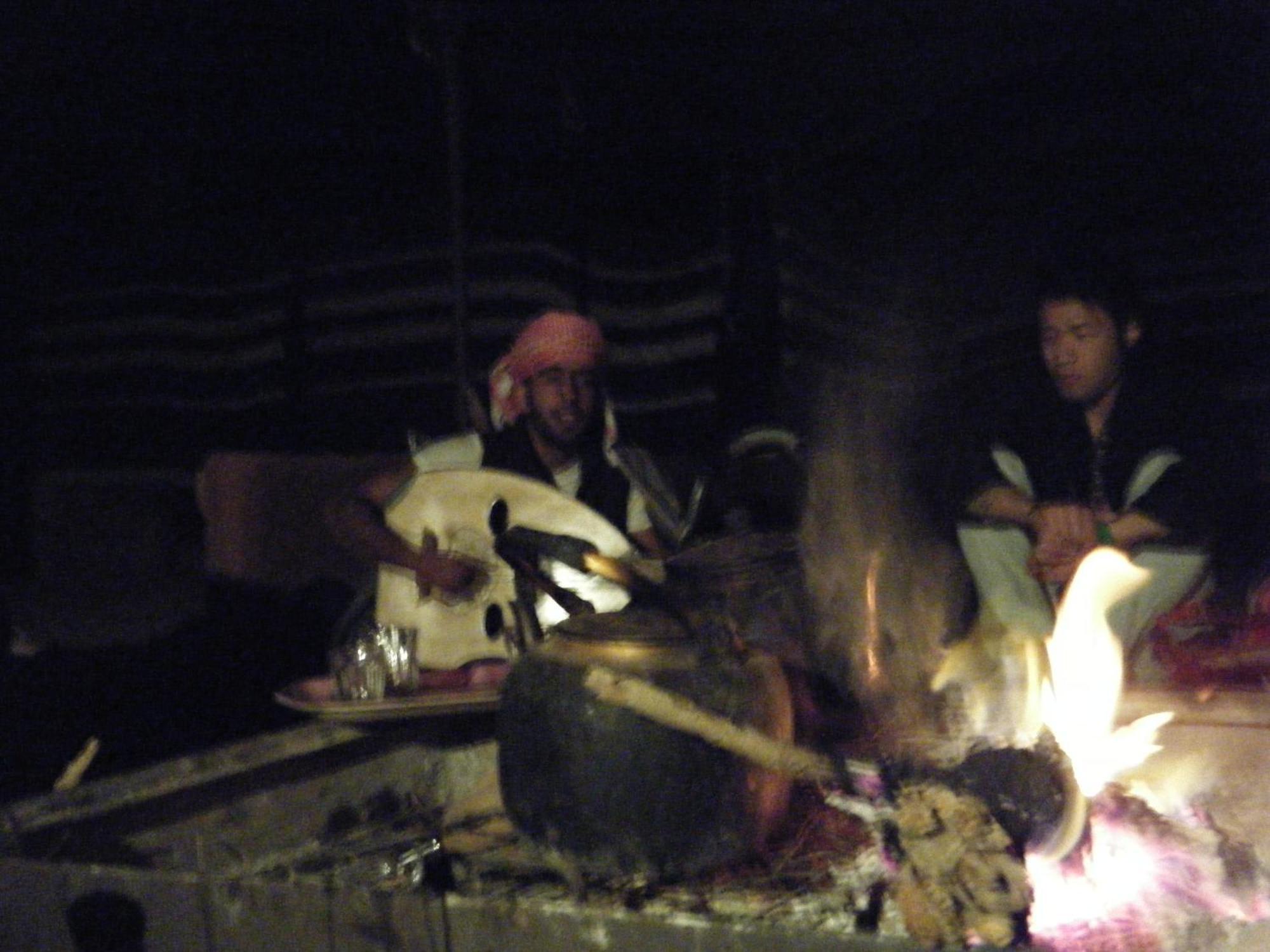 Salem Camp Hotel Wadi Rum Bagian luar foto