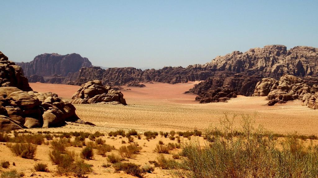 Salem Camp Hotel Wadi Rum Bagian luar foto